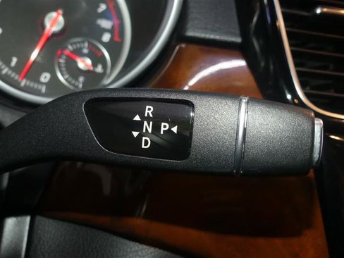 Used 2017 Mercedes-Benz GLS 550 4MATIC image 37