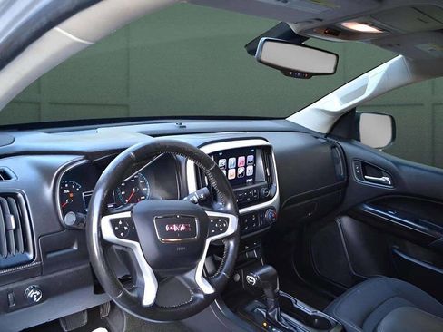 Used 2018 GMC Canyon SLE w/ SLE Convenience Package image 15