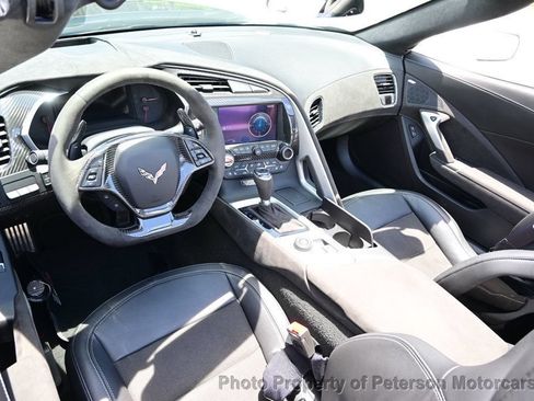 Used 2016 Chevrolet Corvette Z06 w/ 3LZ Preferred Equipment Group RWD image 36