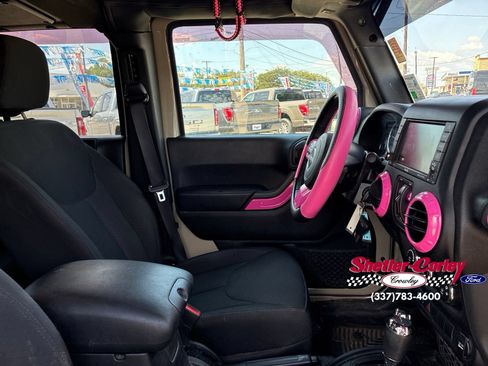 Used 2018 Jeep Wrangler Unlimited Sport S AWD/4WD image 17