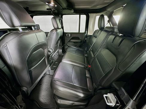 Used 2023 Jeep Wrangler Sahara w/ Cold Weather Group image 27