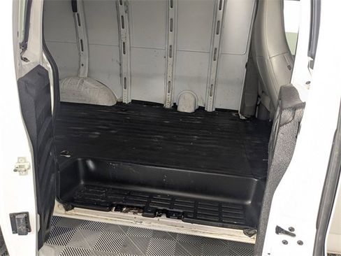 Used 2022 Chevrolet Express 2500 w/ Driver Convenience Package image 23