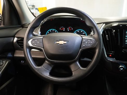 Used 2019 Chevrolet Traverse LS FWD image 17