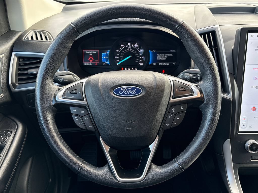 Used 2024 Ford Edge SEL AWD/4WD image 19