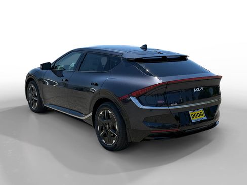New 2026 Kia EV6 Wind RWD image 3