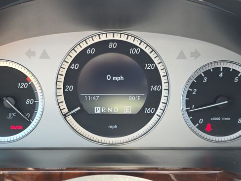 Used 2012 Mercedes-Benz GLK 350 4MATIC image 17
