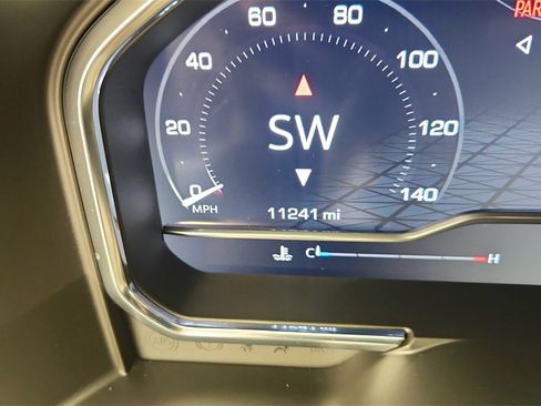 Used 2025 GMC Sierra 2500 Denali Ultimate image 18