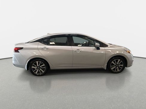 Used 2020 Nissan Versa SV w/ Trunk Package image 4