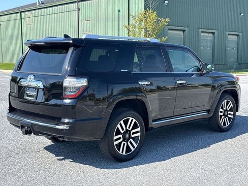 Used 2016 Toyota 4Runner Limited AWD/4WD image 7