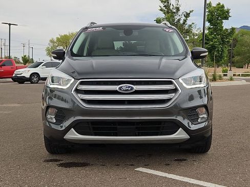 Used 2017 Ford Escape Titanium image 2