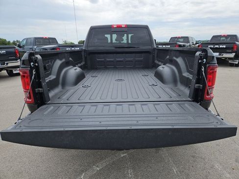 New 2026 RAM 3500 Tradesman AWD/4WD image 17