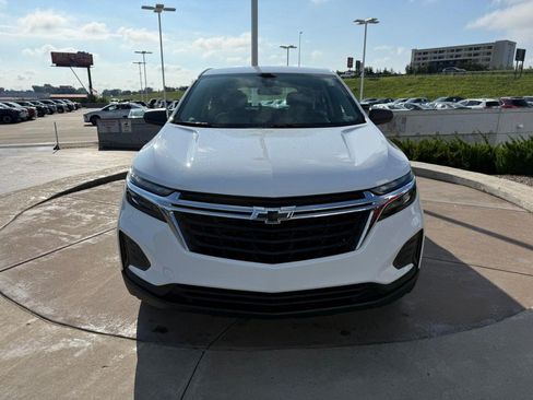 Used 2024 Chevrolet Equinox LS w/ Driver Confidence II Package FWD image 11