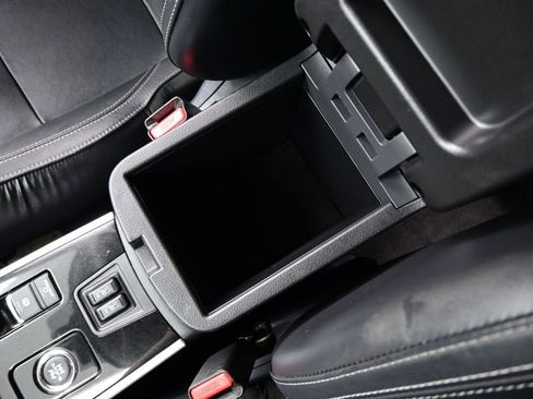 Used 2019 Mitsubishi Outlander SEL image 24