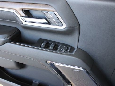 Used 2024 Chevrolet Silverado 3500 High Country w/ High Country Premium Package image 26