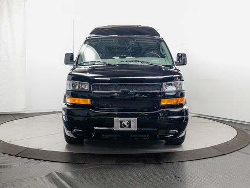 Used 2026 Chevrolet Express 2500 Extended w/ Driver Convenience Package RWD image 2