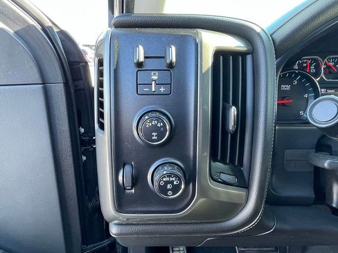 Used 2019 Chevrolet Silverado 2500 High Country w/ Duramax Plus Package image 16