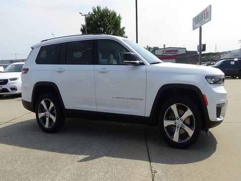 Used 2021 Jeep Grand Cherokee L Limited AWD/4WD image 5