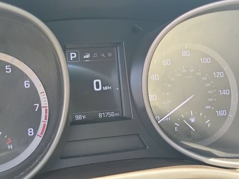 Used 2018 Hyundai Santa Fe Sport w/ 2.4L Value Package 02 FWD image 20