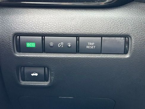Used 2024 Nissan Sentra SV w/ All-Weather Package FWD image 25