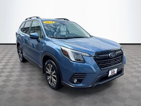 Used 2024 Subaru Forester Limited AWD/4WD image 3