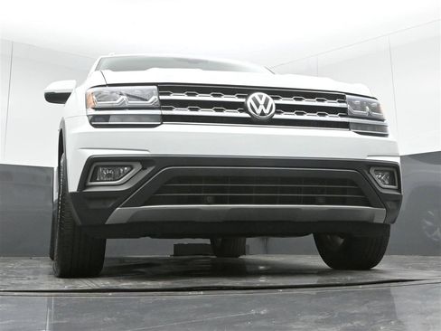 Used 2018 Volkswagen Atlas SEL FWD image 30