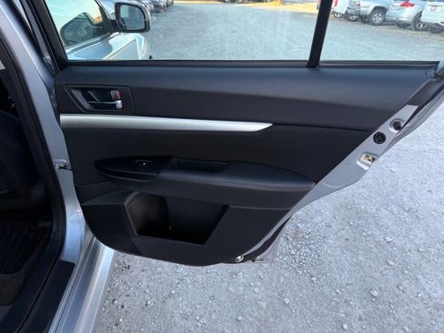 Used 2013 Subaru Legacy 2.5i Premium w/ All-Weather Pkg + Moonroof image 15