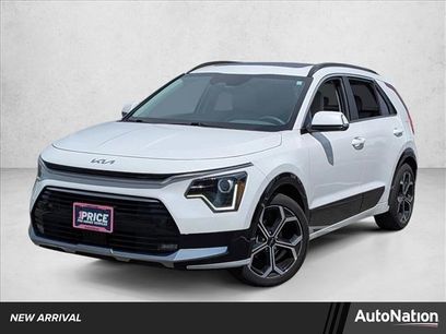 Used 2024 Kia Niro EX Touring