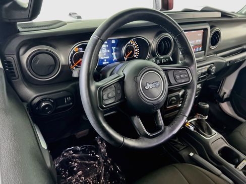 Used 2023 Jeep Wrangler Sport AWD/4WD image 21