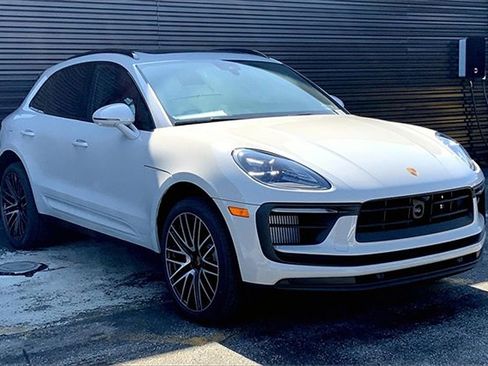 New 2026 Porsche Macan S image 12