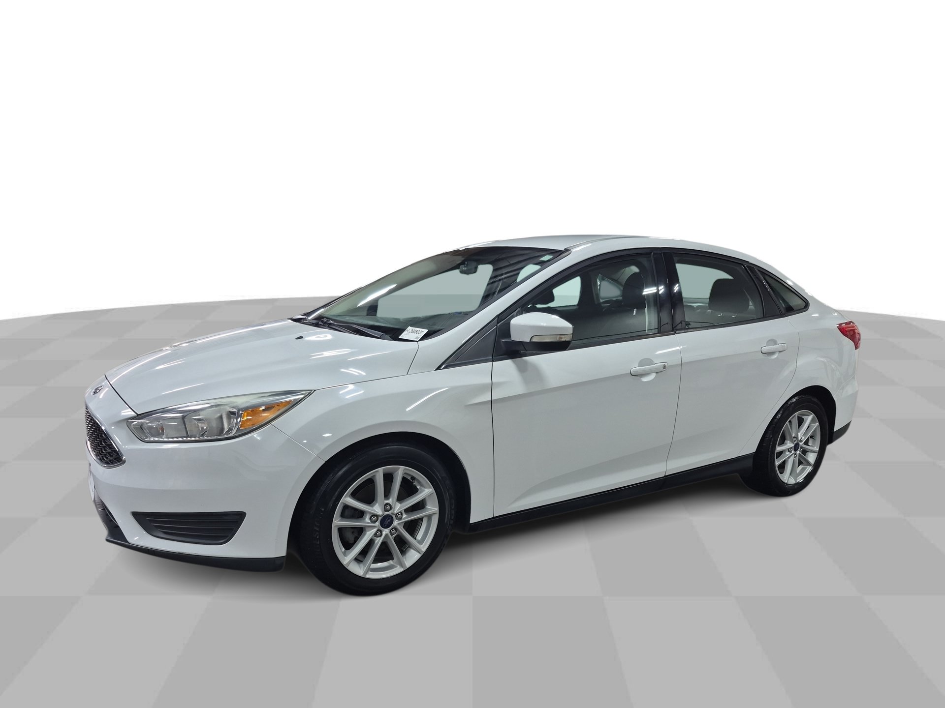 Used 2015 Ford Focus SE FWD image 1