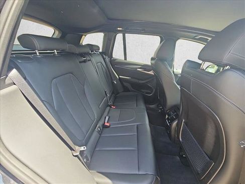 Used 2024 BMW X3 sDrive30i w/ M Sport Package RWD image 18