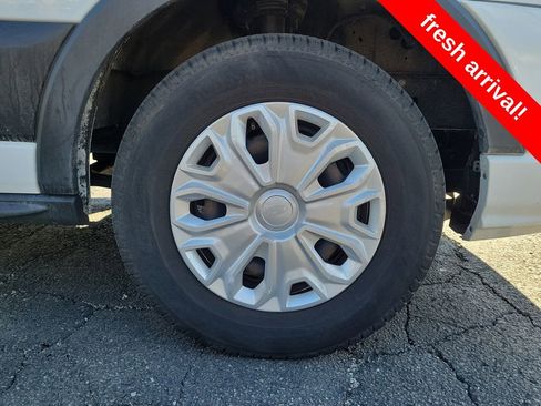 Used 2021 Ford Transit 350 XLT image 5