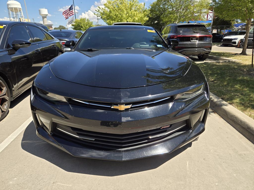 Used 2017 Chevrolet Camaro LT RWD image 4