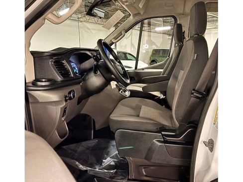 Used 2023 Ford Transit 350 XLT image 21