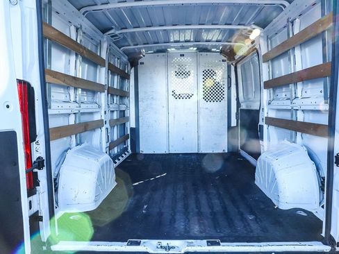 Used 2023 RAM ProMaster 2500 image 32