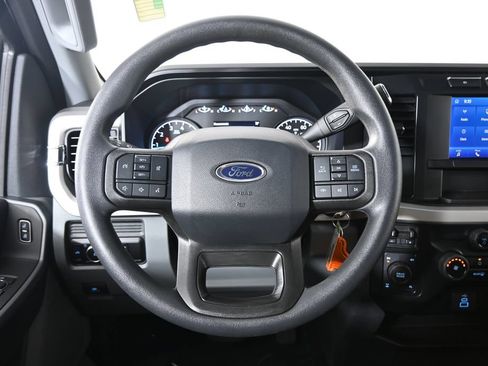 Used 2024 Ford F250 XL w/ STX Appearance Package AWD/4WD image 32