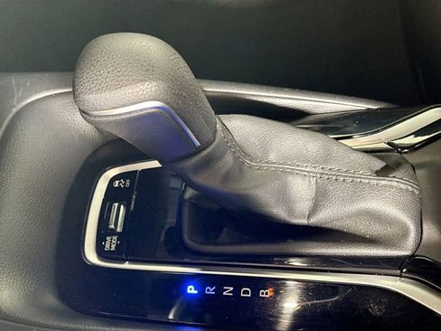 Used 2024 Toyota Corolla SE image 17