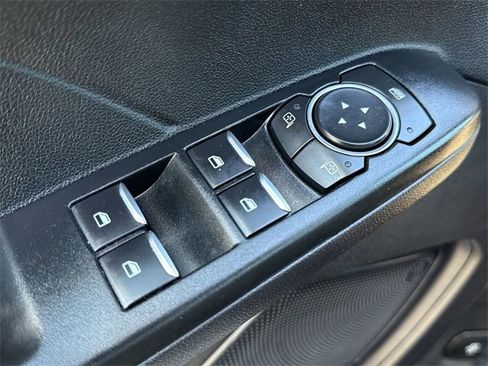 Certified 2022 Ford Escape SE image 21