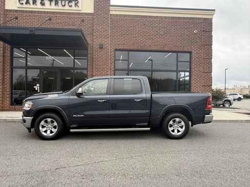 Used 2019 RAM 1500 Laramie AWD/4WD image 3