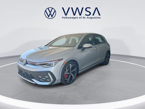 Certified 2025 Volkswagen GTI SE FWD image 3