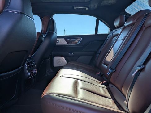 Used 2020 Lincoln Continental Reserve w/ Luxury Package image 14