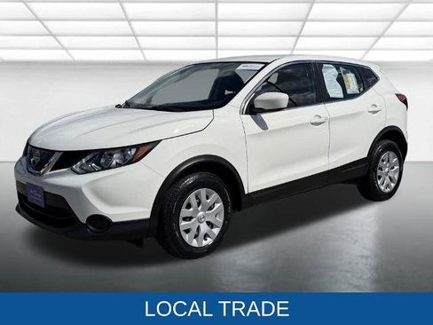 Used 2018 Nissan Rogue Sport S AWD/4WD image 4