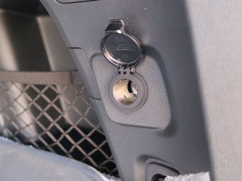 Used 2025 Subaru Outback Onyx Edition image 16