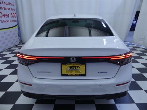 Used 2024 Honda Accord EX-L image 6