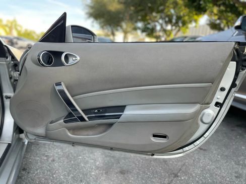 Used 2007 Nissan 350Z Touring image 29