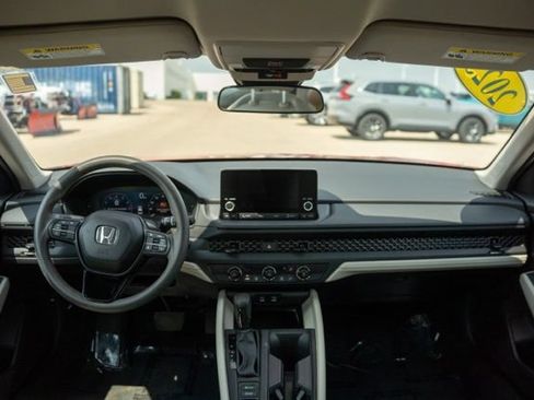 Used 2025 Honda Accord LX image 15