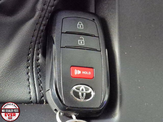 New 2026 Toyota Corolla Cross LE AWD/4WD image 29
