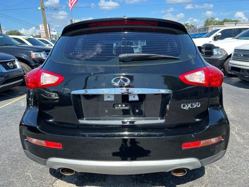 Used 2017 INFINITI QX50 AWD image 6