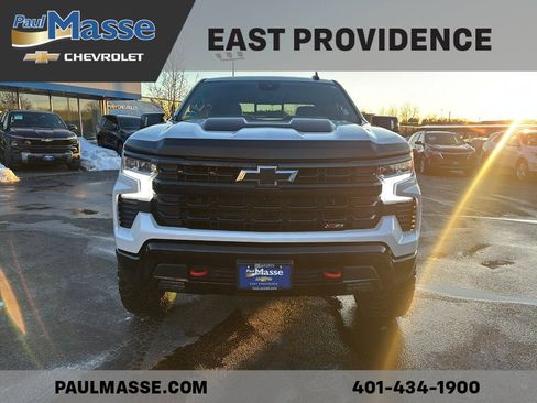 Certified 2022 Chevrolet Silverado 1500 LT Trail Boss w/ LT Trail Boss Premium Package AWD/4WD image 2