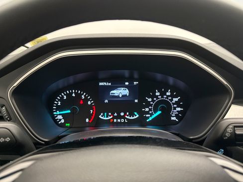 Used 2022 Ford Escape SE w/ SE Sport Appearance Package AWD/4WD image 9